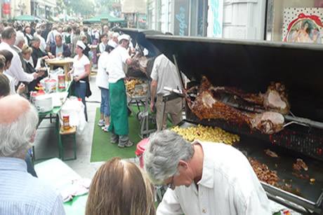 Knuspriges Spanferkel mit Kartoffel